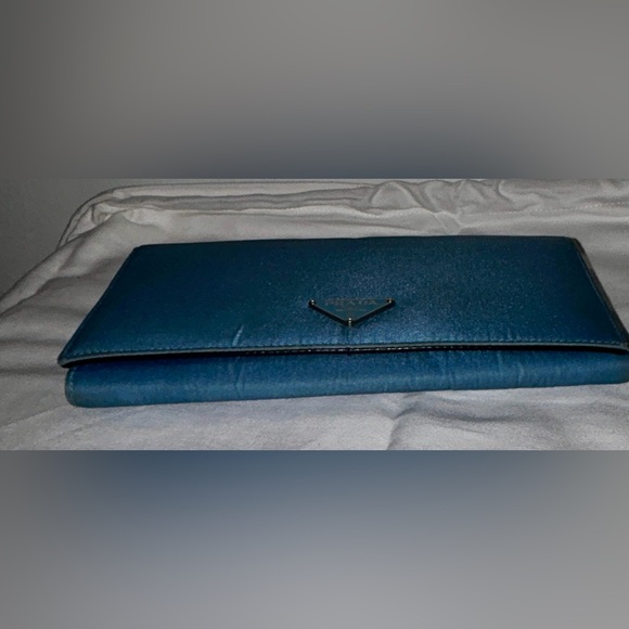 🔥SALE! PRADA Tessuto Vintage Nylon Leather
Long Wallet .  Vintage and Authentic - Picture 6 of 10